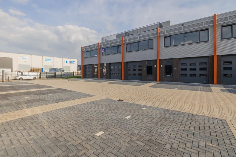 BedrijfsruimteaanCilinderweg 91 - 95<br/> inRoelofarendsveen