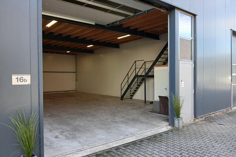 BedrijfsruimteaanHoutzagerijstraat 16 c<br/> inMill BedrijfsruimteaanHoutzagerijstraat 16 c<br/> inMill