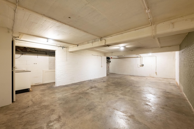 WinkelruimteaanFransenstraat 21<br/> inVlaardingen