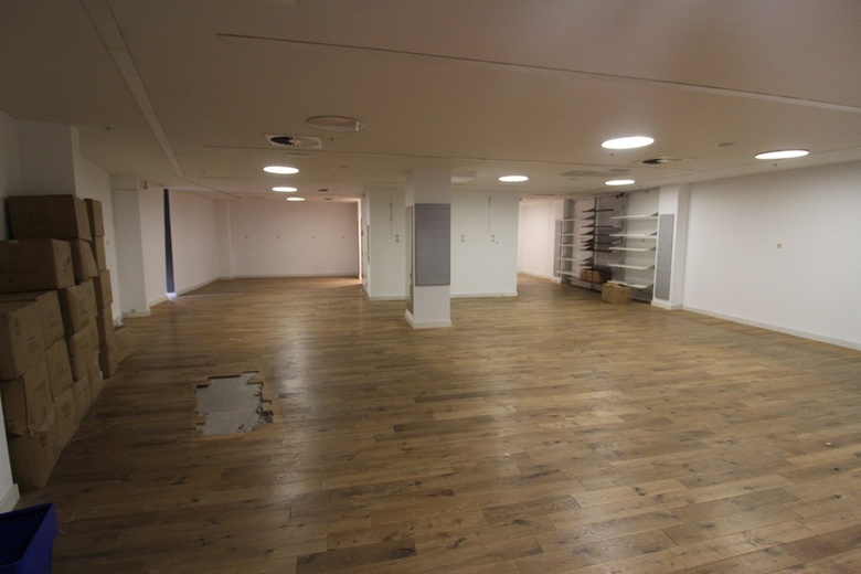 WinkelruimteaanLiesveld 140<br/> inVlaardingen