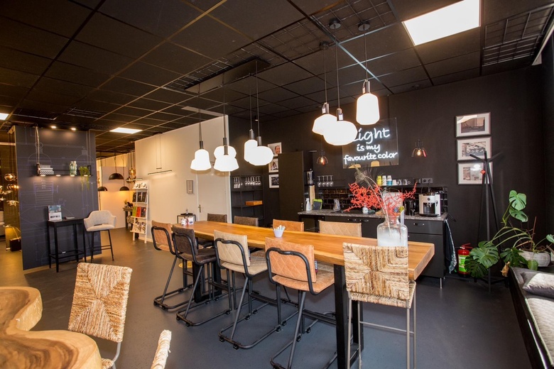 BedrijfsruimteaanLage Brink 11<br/> inApeldoorn