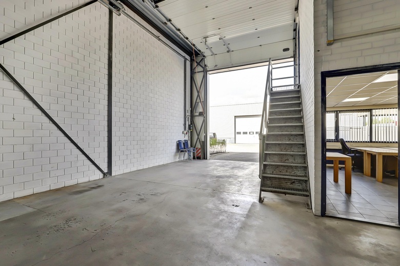 BedrijfsruimteaanBedrijvenstraat 7 a<br/> inWierden