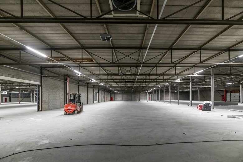 BedrijfsruimteaanSchuttevaerweg 22 - 24<br/> inRotterdam BedrijfsruimteaanSchuttevaerweg 22 - 24<br/> inRotterdam