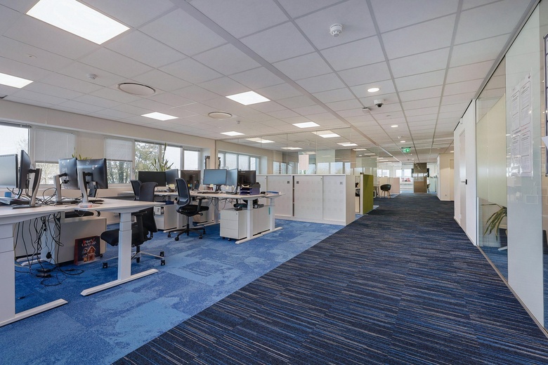 BedrijfsruimteaanHoeksteen 15<br/> inHoofddorp