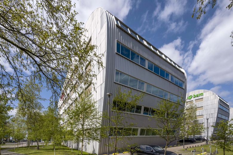 KantoorruimteaanStationsplein-ZW 983<br/> inSchiphol