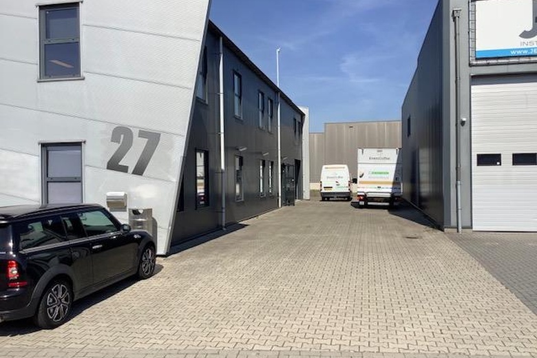 KantoorruimteaanNijverheidsweg 27<br/> inVriezenveen KantoorruimteaanNijverheidsweg 27<br/> inVriezenveen