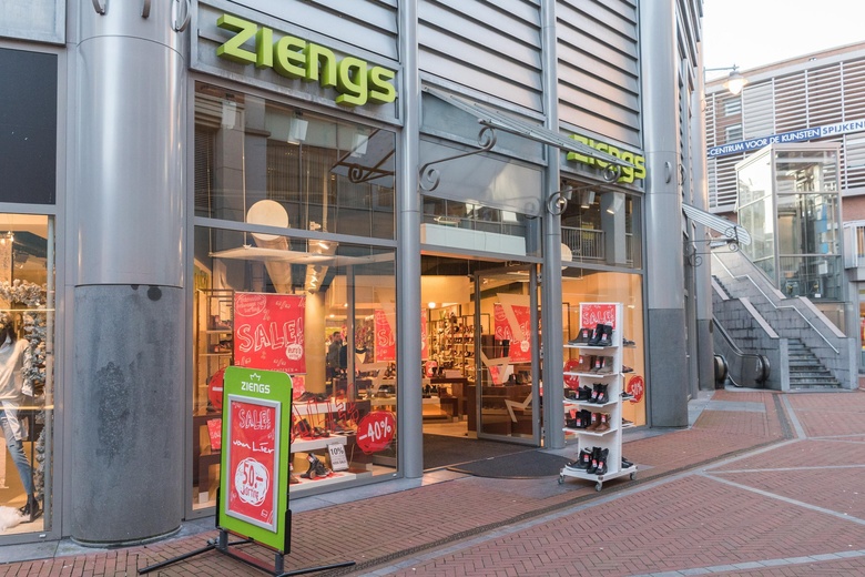 WinkelruimteaanUitstraat 115<br/> inSpijkenisse