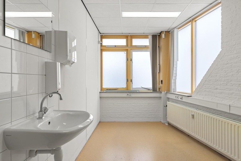 KantoorruimteaanKlaphekweg 40<br/> inEde KantoorruimteaanKlaphekweg 40<br/> inEde