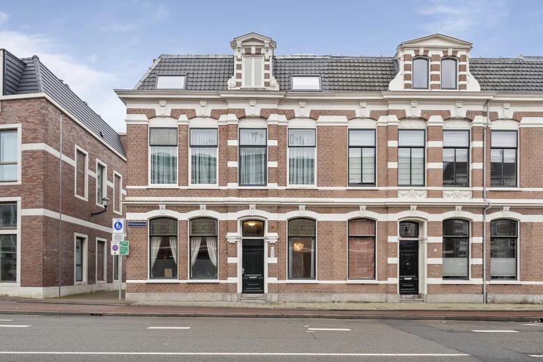 BedrijfsruimteaanWilhelminastraat 1<br/> inHaarlem