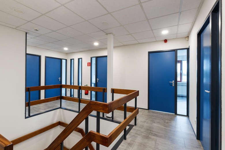 BedrijfsruimteaanBergveste 12<br/> inHouten BedrijfsruimteaanBergveste 12<br/> inHouten