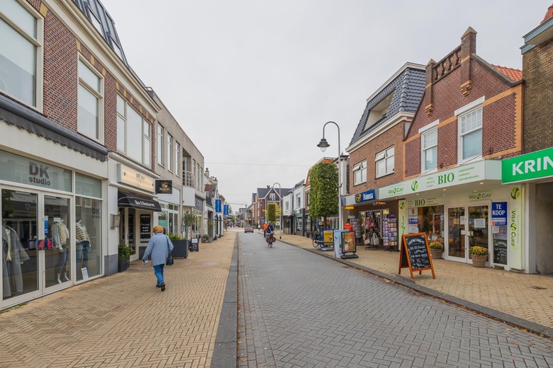 WinkelruimteaanHoofdstraat 206<br/> inSassenheim