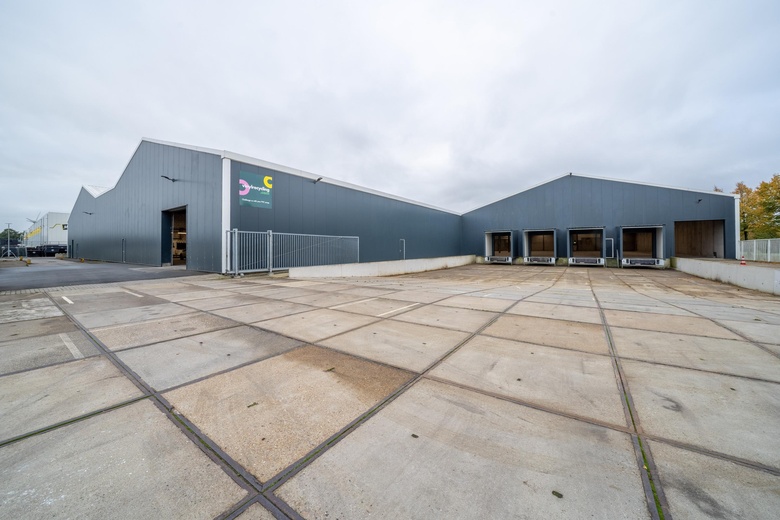 BedrijfsruimteaanStaalstraat 2<br/> inLelystad BedrijfsruimteaanStaalstraat 2<br/> inLelystad
