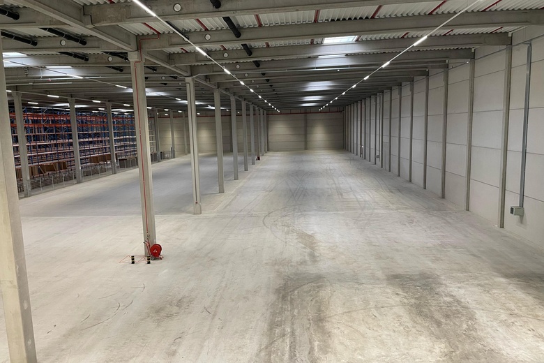 BedrijfsruimteaanRietgraaf 8<br/> inOosterhout