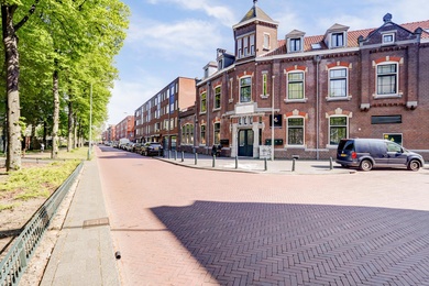 Bekijk foto 2 van Van der Vennestraat 73 - 75 Bekijk foto 2 van Van der Vennestraat 73 - 75