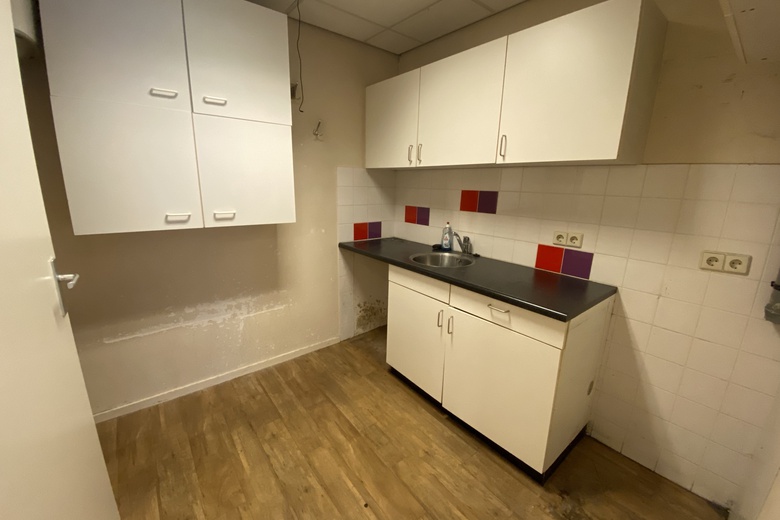 WinkelruimteaanDe Els 42 a<br/> inWaalwijk WinkelruimteaanDe Els 42 a<br/> inWaalwijk