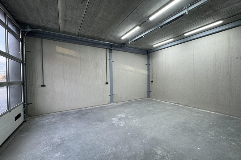 BedrijfsruimteaanJarmuiden 27 N<br/> inAmsterdam