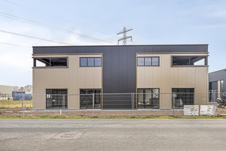 BedrijfsruimteaanHoltmede 18 a<br/> inZutphen