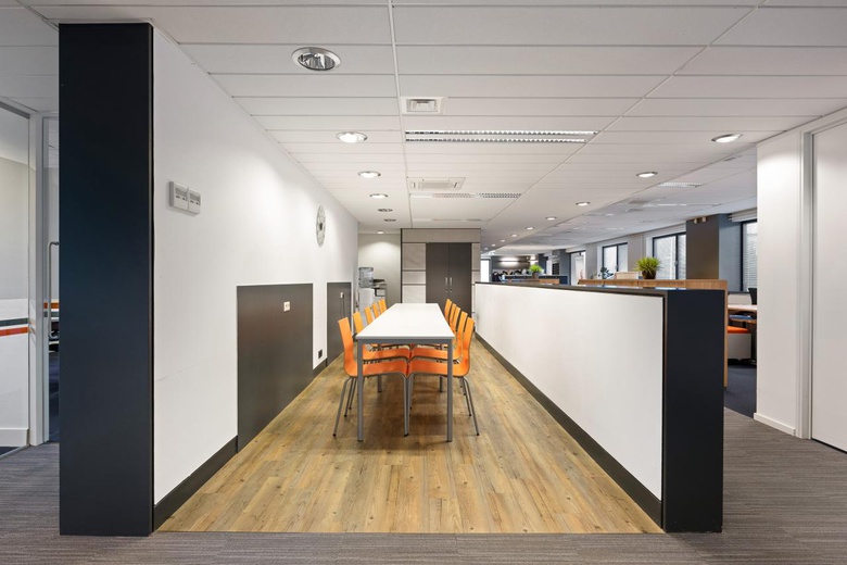 KantoorruimteaanStationsweg 41<br/> inZwijndrecht