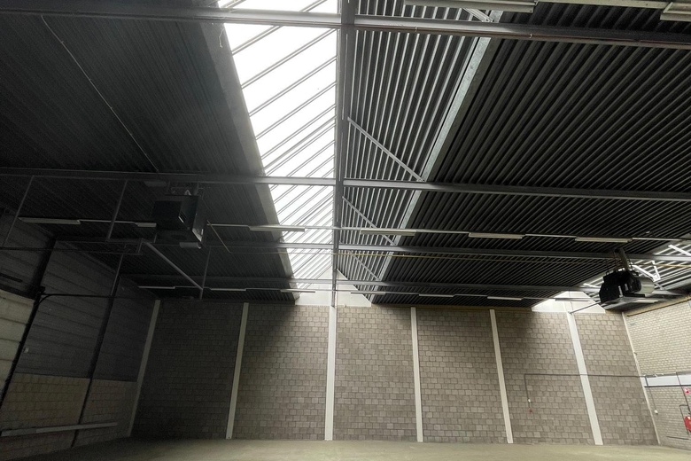 BedrijfsruimteaanElftweg 54<br/> inRaamsdonksveer