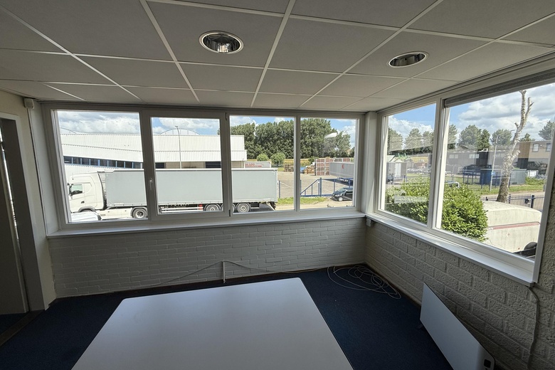 KantoorruimteaanGriendweg 7 A<br/> in's-Gravendeel