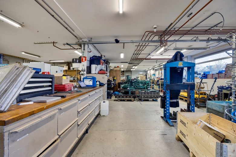 BedrijfsruimteaanIndustrieweg 20<br/> inSliedrecht BedrijfsruimteaanIndustrieweg 20<br/> inSliedrecht