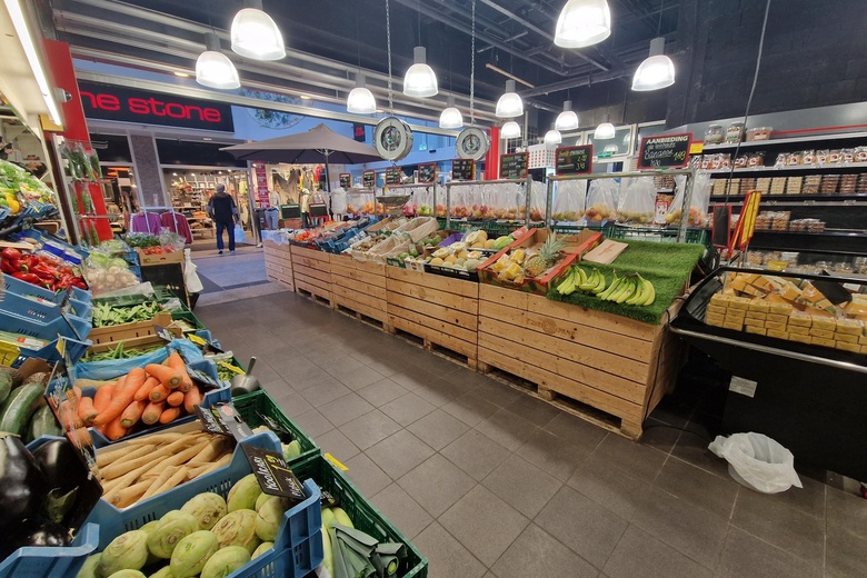 WinkelruimteaanMarktpromenade 28<br/> inWijchen WinkelruimteaanMarktpromenade 28<br/> inWijchen
