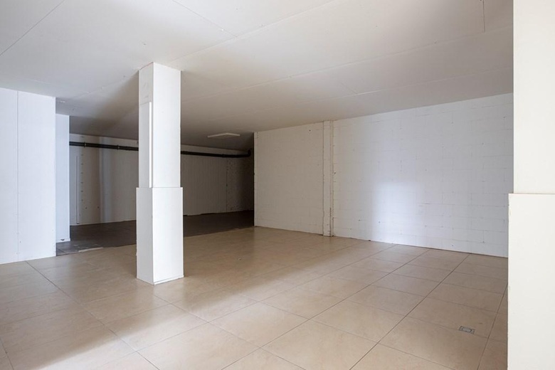 WinkelruimteaanVoorstraat 21<br/> inWoerden WinkelruimteaanVoorstraat 21<br/> inWoerden