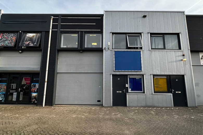 Bekijk foto 1 van Wattstraat 11