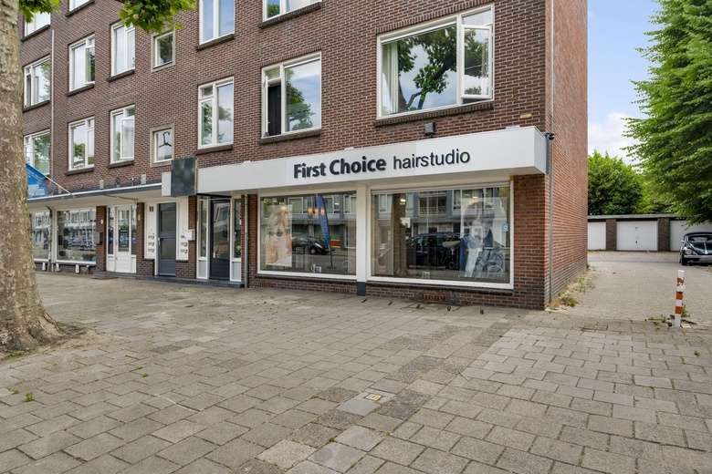 Bekijk foto 1 van Sint Jozefslaan 15