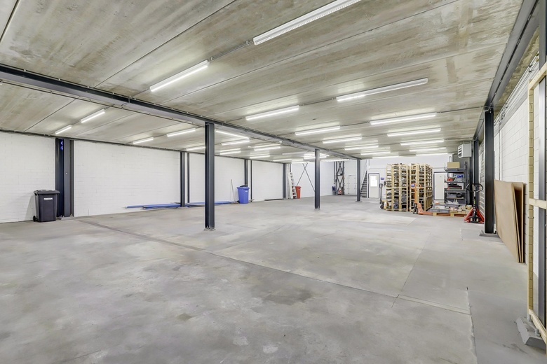 BedrijfsruimteaanBedrijvenstraat 7 a<br/> inWierden BedrijfsruimteaanBedrijvenstraat 7 a<br/> inWierden