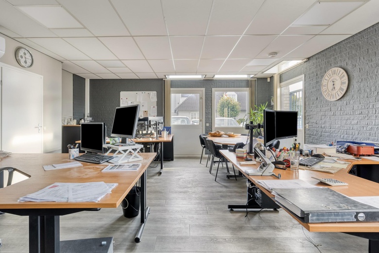 BedrijfsruimteaanCanadabaan 7 l<br/> inNistelrode