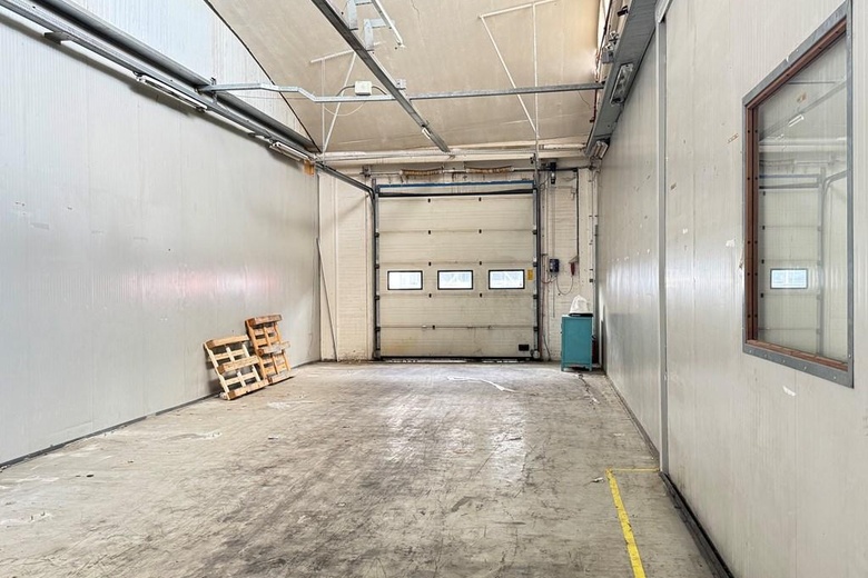 BedrijfsruimteaanIndustrieweg 9<br/> inBladel BedrijfsruimteaanIndustrieweg 9<br/> inBladel