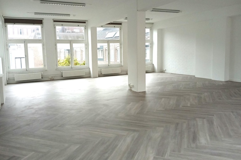 KantoorruimteaanOudezijds Voorburgwal 282 B<br/> inAmsterdam