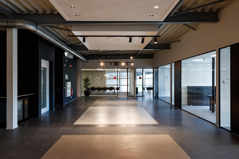 BedrijfsruimteaanDefensiedok 5<br/> inNieuwegein BedrijfsruimteaanDefensiedok 5<br/> inNieuwegein