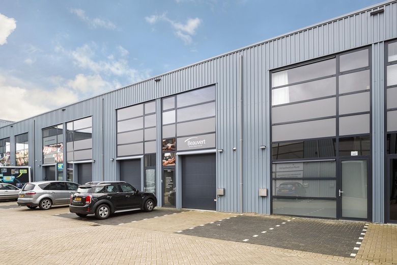 BedrijfsruimteaanLange Schaft 30 h<br/> inHouten