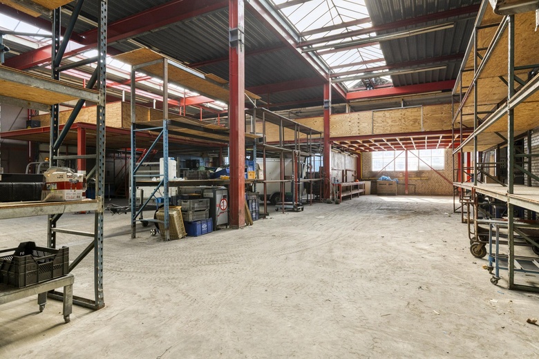 BedrijfsruimteaanIndustrieweg 2 E<br/> inMaassluis BedrijfsruimteaanIndustrieweg 2 E<br/> inMaassluis