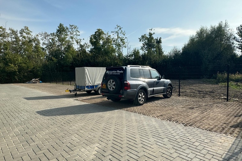 BedrijfsruimteaanGordingweg 34<br/> inAlmere BedrijfsruimteaanGordingweg 34<br/> inAlmere