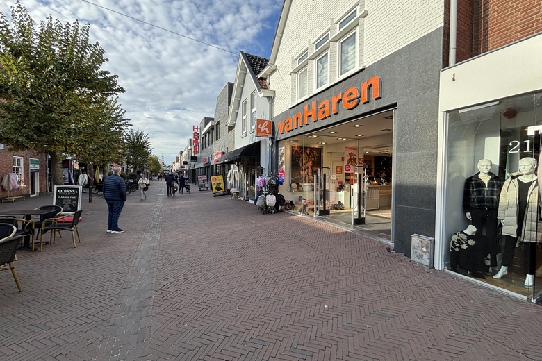 Bekijk foto 1 van Hoofdstraat 23