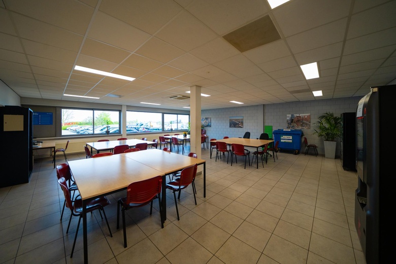Bedrijfsruimte Dordrecht - Pieter Hoebeeweg 99 - Foto 7