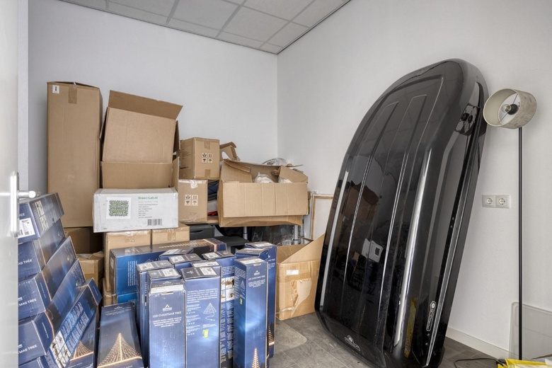 BedrijfsruimteaanZirkoon 236<br/> inDordrecht