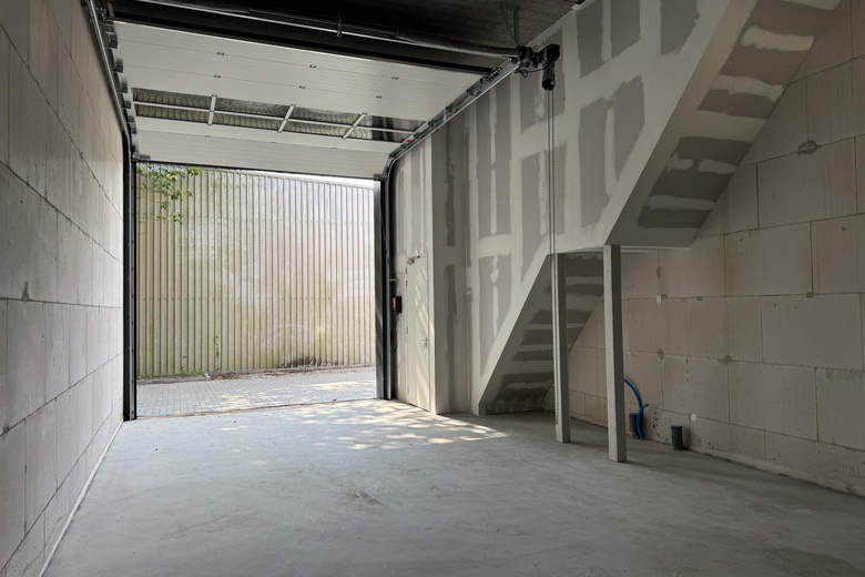 BedrijfsruimteaanAmersfoortsestraat 76 07<br/> inSoesterberg