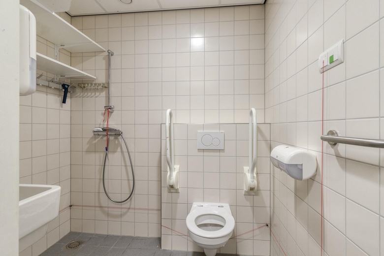 Winkelruimte Alphen aan den Rijn - Van Boetzelaerstraat 9 A - Foto 13