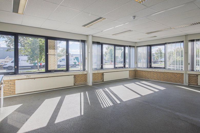 BedrijfsruimteaanVlotbrugweg 8<br/> inAlmere
