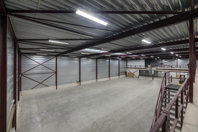 BedrijfsruimteaanVan Nassauweg 11<br/> inKrimpen aan den IJssel BedrijfsruimteaanVan Nassauweg 11<br/> inKrimpen aan den IJssel