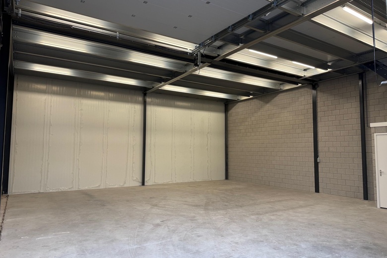 BedrijfsruimteaanMiddelweg 59<br/> inNieuwkuijk