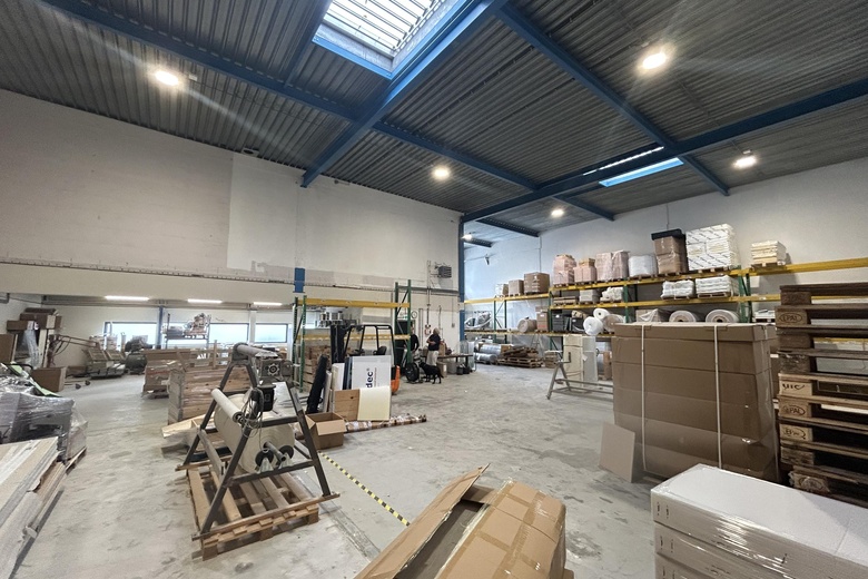 BedrijfsruimteaanOverijsselhaven 123<br/> inNieuwegein