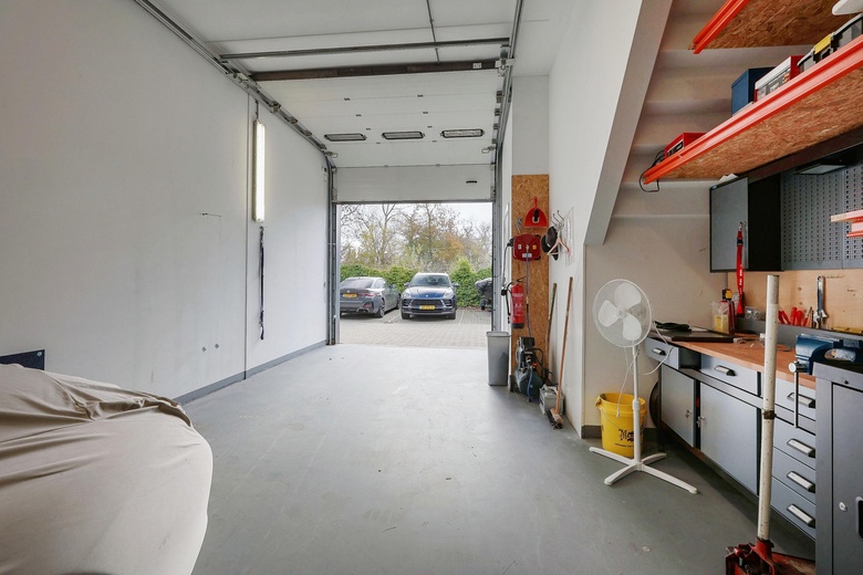 BedrijfsruimteaanSluispolderweg 13 A 18<br/> inZaandam