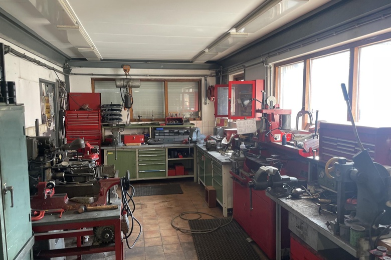 BedrijfsruimteaanIndustrieweg 2 A<br/> inNieuwegein