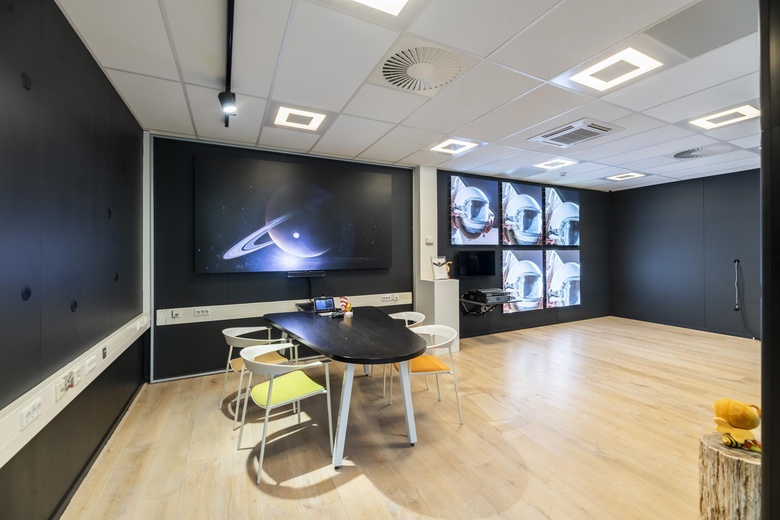 BedrijfsruimteaanKolenbranderstraat 10<br/> inRidderkerk BedrijfsruimteaanKolenbranderstraat 10<br/> inRidderkerk