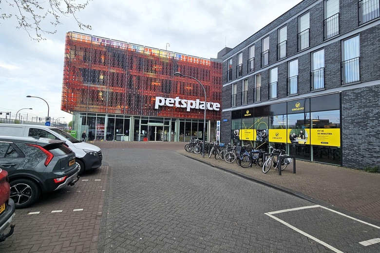 WinkelruimteaanStationsweg 8<br/> inLelystad WinkelruimteaanStationsweg 8<br/> inLelystad